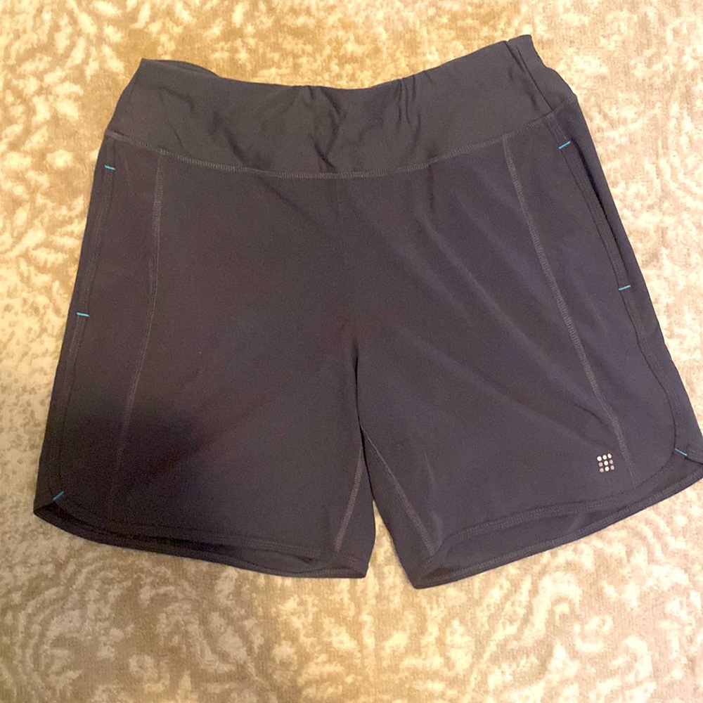 Title Nine tech short